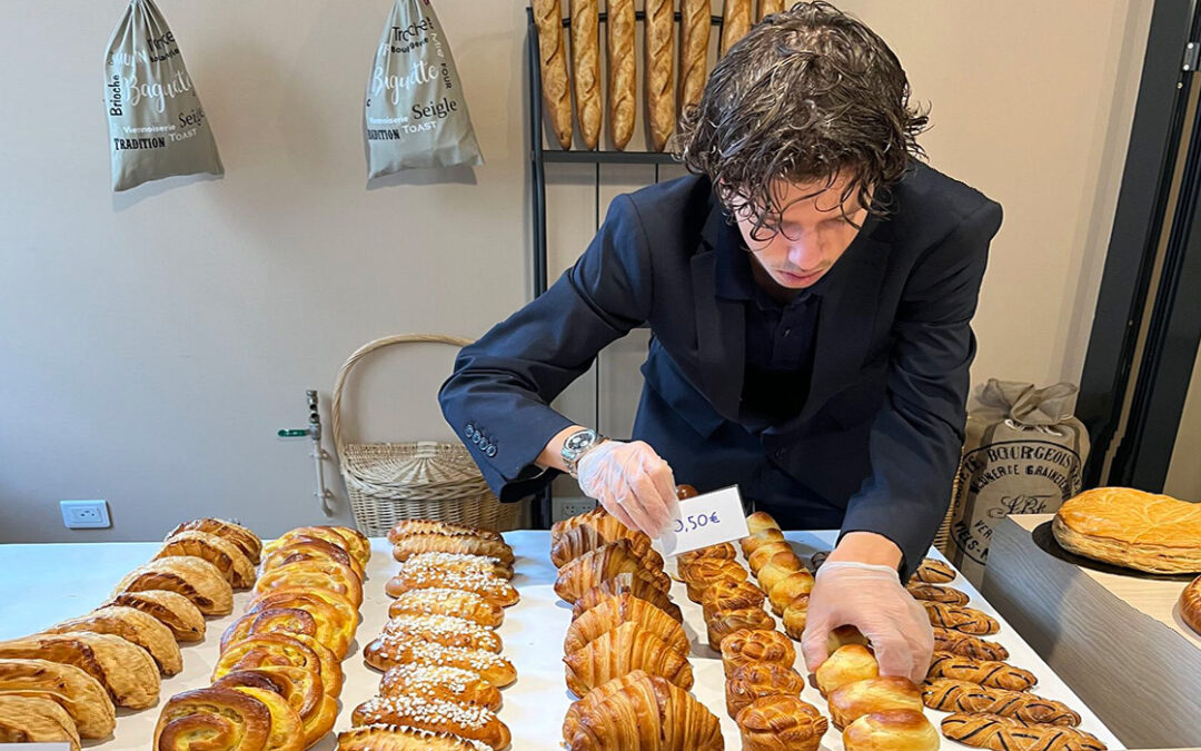 Les élèves du pôle Boulangerie – Pâtisserie mettent la main à la pâte